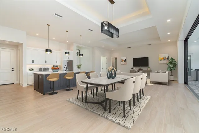 $1,288,000 | 2605 Southwest 37th Street, Cape Coral, FL 33914