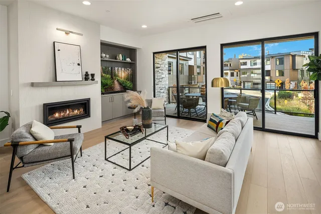 $2,895,000 | 14315 Northeast 148th Place, Unit 6B, Woodinville, WA 98072