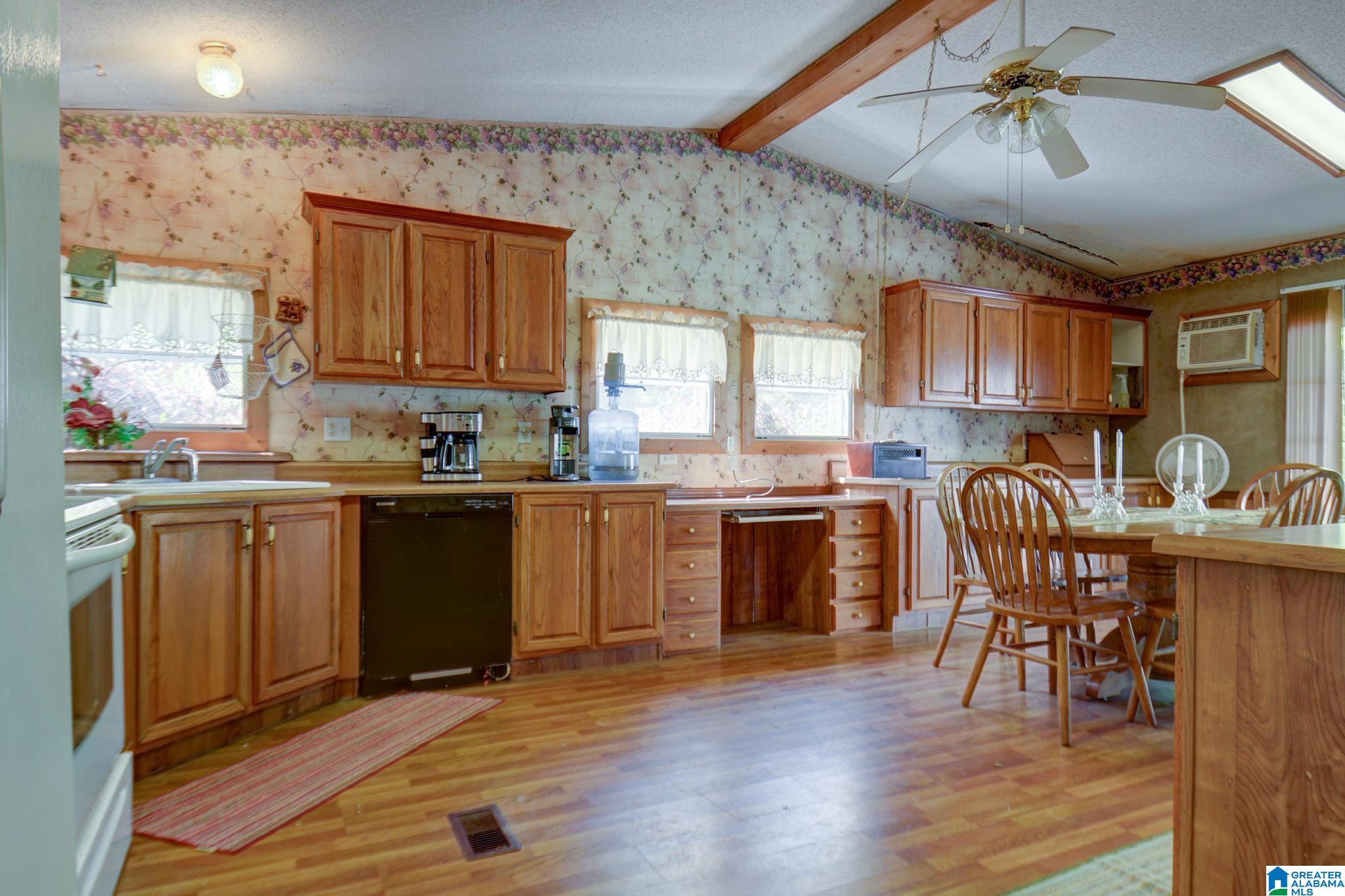 517 Indian Springs Road Rockford, AL 35136 - Photo 10 of 39