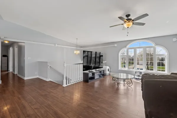 $445,000 | 7540 92nd Avenue, Crown Point, IN 46307