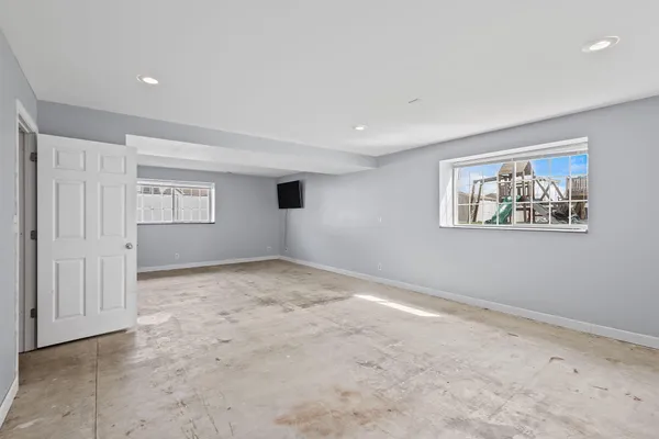 $445,000 | 7540 92nd Avenue, Crown Point, IN 46307