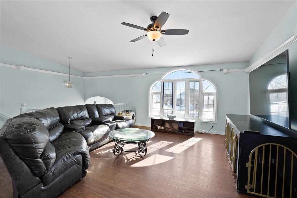 7540 92nd Avenue Crown Point, IN 46307 - Photo 5 of 27 1200x799