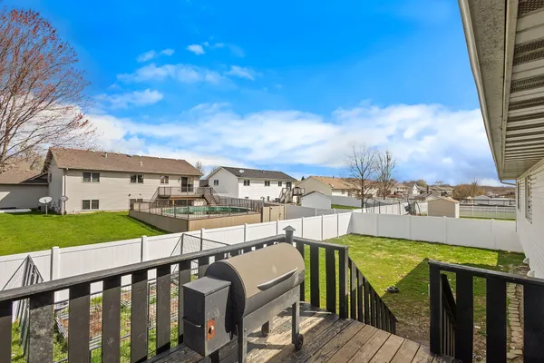 $445,000 | 7540 92nd Avenue, Crown Point, IN 46307