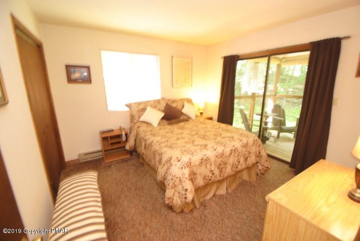 342 Ridge Road Pocono Lake, PA 18347 - Photo 21 of 43 342 Ridge Rd (20)
