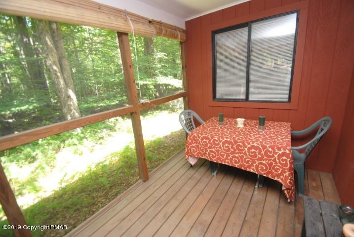 342 Ridge Road Pocono Lake, PA 18347 - Photo 37 of 43 342 Ridge Rd (36)