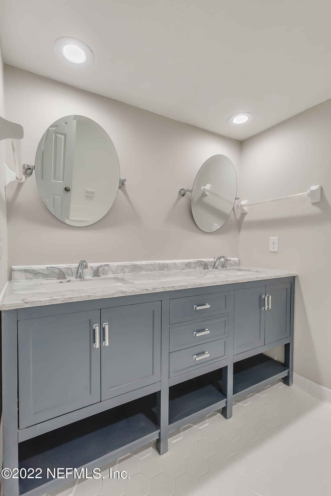 5114 Harvey Grant Road Fleming Island, FL 32003 - Photo 7 of 30 Master Bathroom