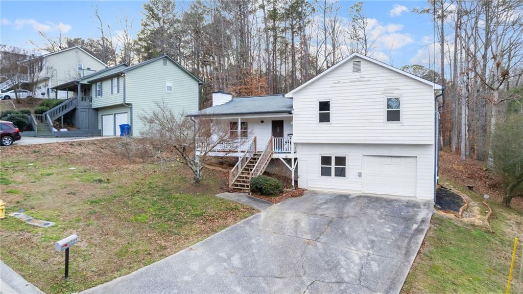 228 Brookside Drive Dallas, GA 30132 - Photo 2 of 30