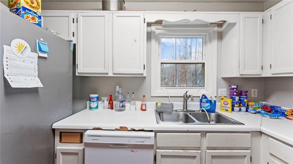 228 Brookside Drive Dallas, GA 30132 - Photo 8 of 30