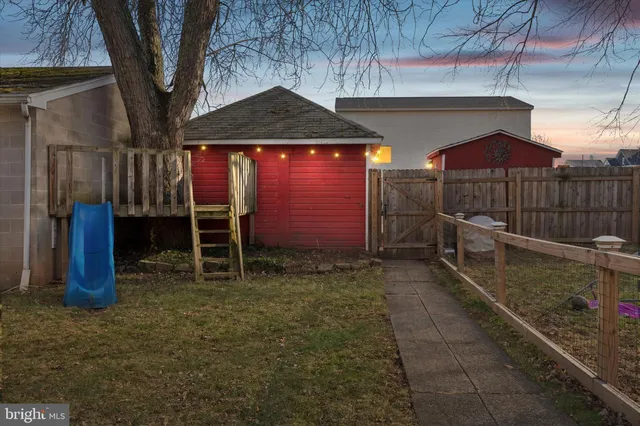 $335,000 | 166 West Broad Street, Telford, PA 18969