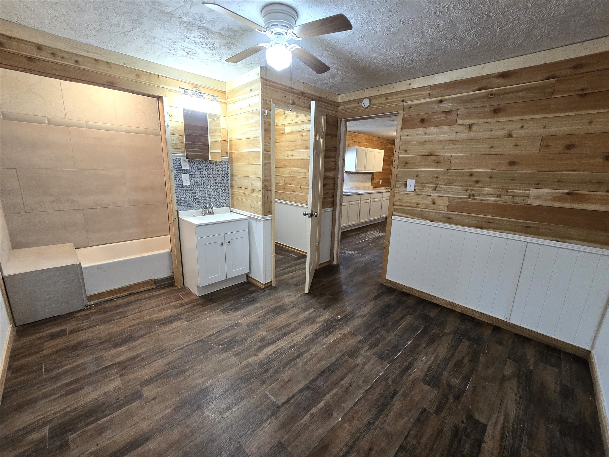 127 Navaho Trail Trinity, TX 75862 - Photo 5 of 13 Gallery Image 5