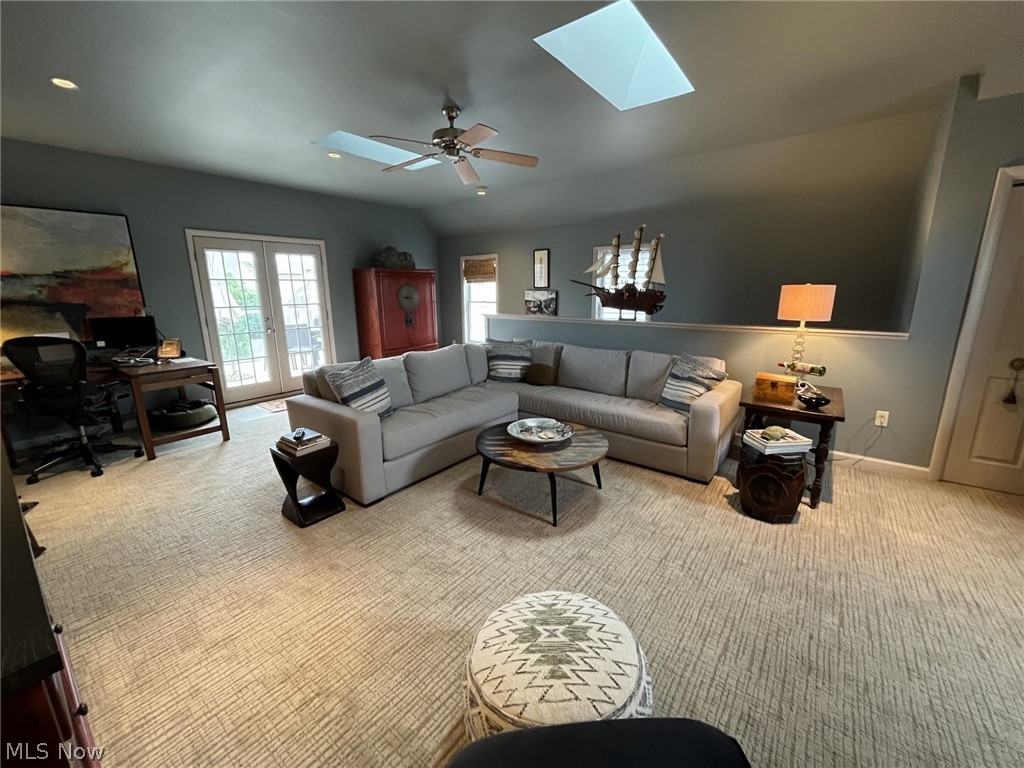 514 Literary Road Cleveland, OH 44113 - Photo 21 of 32 Gallery Image 21