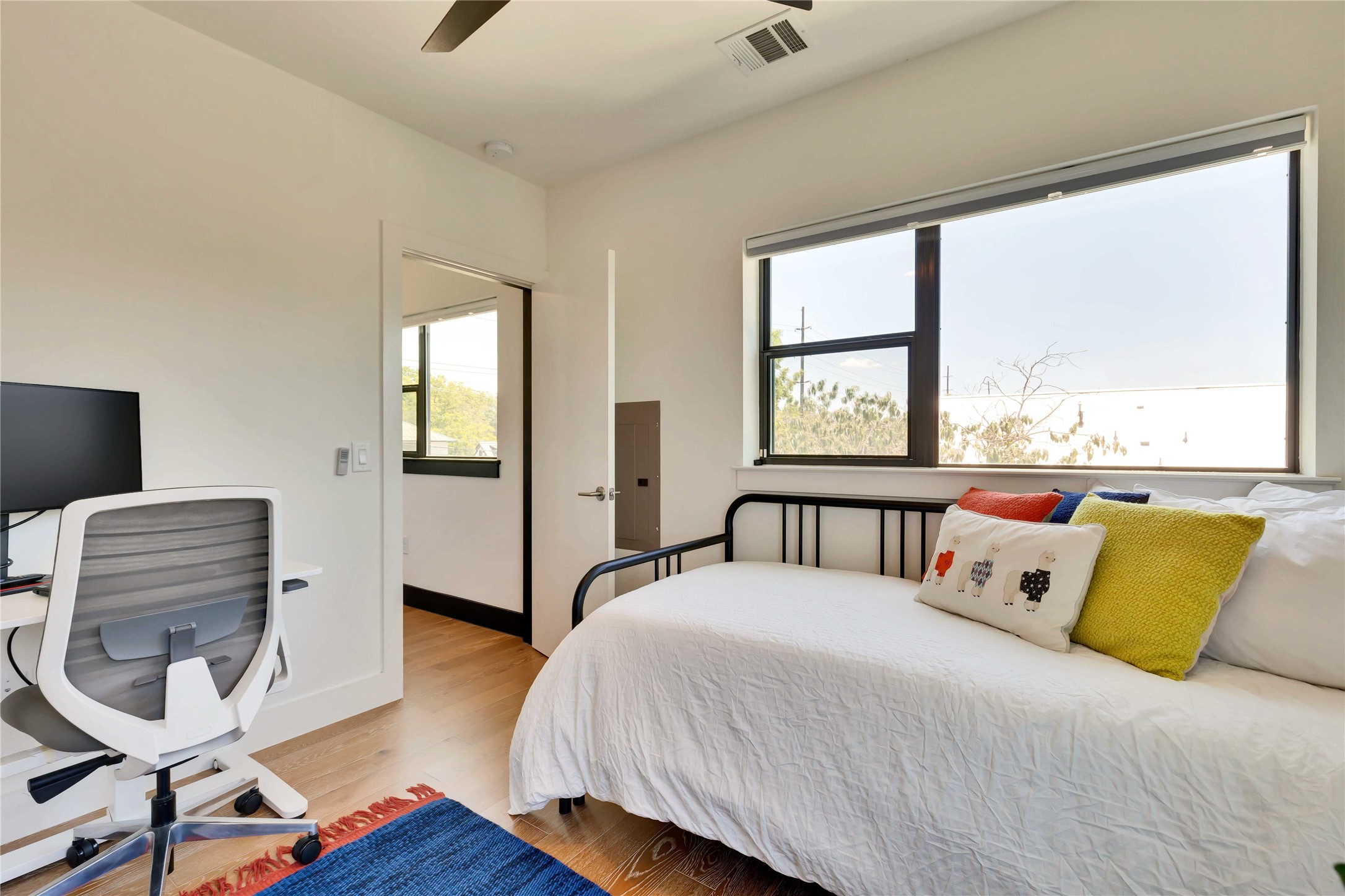 1128 Chicon Street, Unit 201 Austin, TX 78702 - Photo 22 of 30