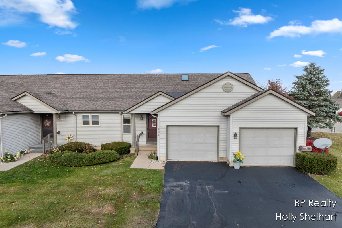 227 Heatherview Street Northwest Sparta, MI 49345 - Photo 21 of 25 IMG_1020