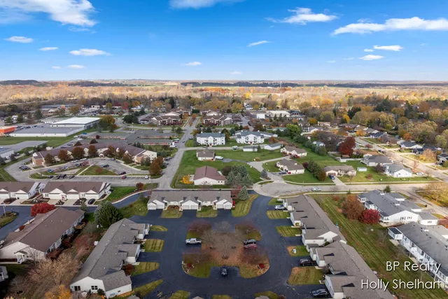 $247,500 | 227 Heatherview Street Northwest, Sparta, MI 49345