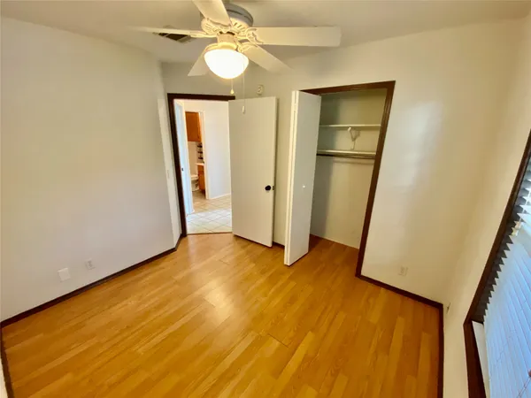 $1,800 | 140 Llama Loop, Kyle, TX 78640