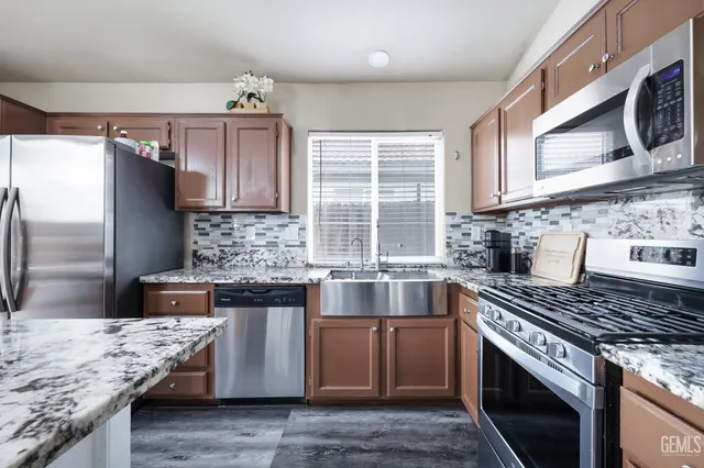 a building with a outdoor seating space