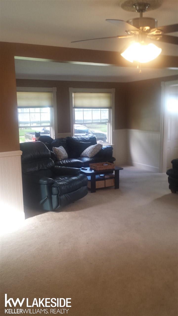 2244 Oakcrest Road Sterling Heights, MI 48310 - Photo 39 of 44 31302005-38.JPG