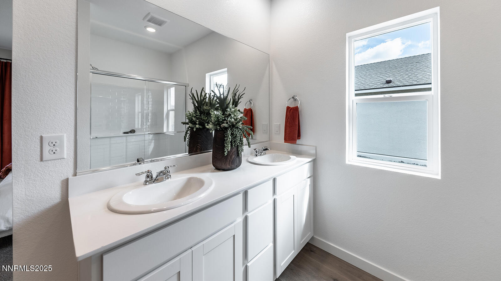 612 Union Road, Unit LOT #64 Dayton, NV 89403 - Photo 20 of 25 a bathroom with a sink and a mirror