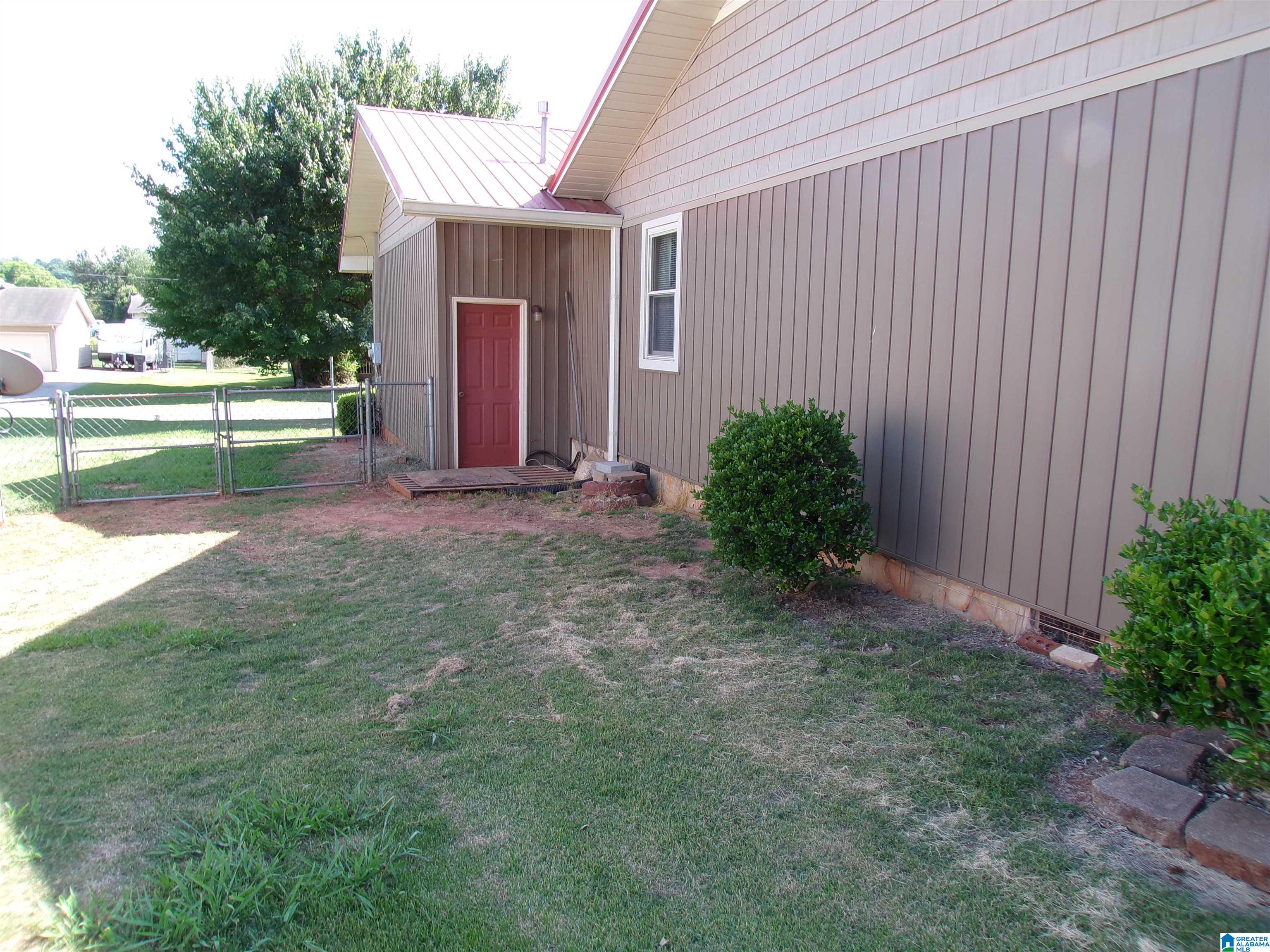 1707 Roundhill Road Weaver, AL 36277 - Photo 57 of 78