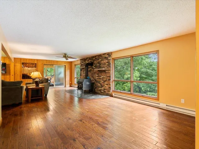 $374,950 | 27311 Nelson Drive, Deerwood, MN 56444