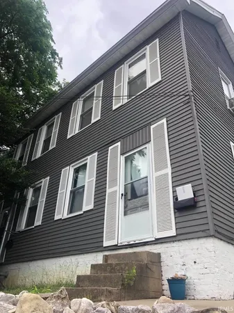 $155,000 | 2923 Mt Vernon Avenue, Evansville, IN 47712