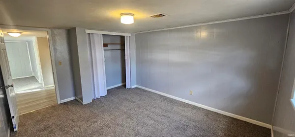 $149,000 | 2923 Mt Vernon Avenue, Evansville, IN 47712