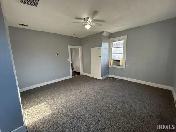$149,000 | 2923 Mt Vernon Avenue, Evansville, IN 47712