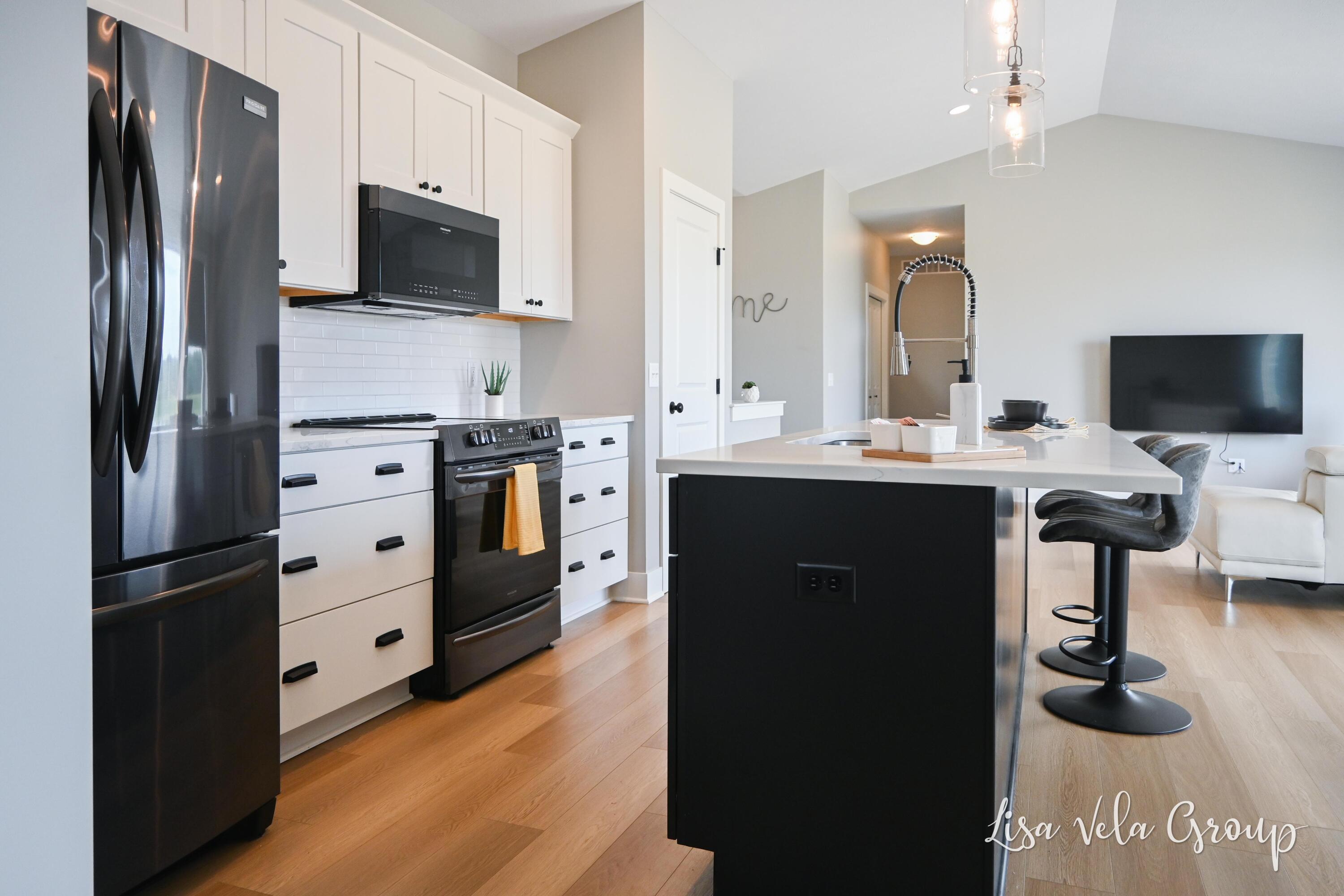 269 Ira Spring Road Holland, MI 49423 - Photo 18 of 52 Kitchen