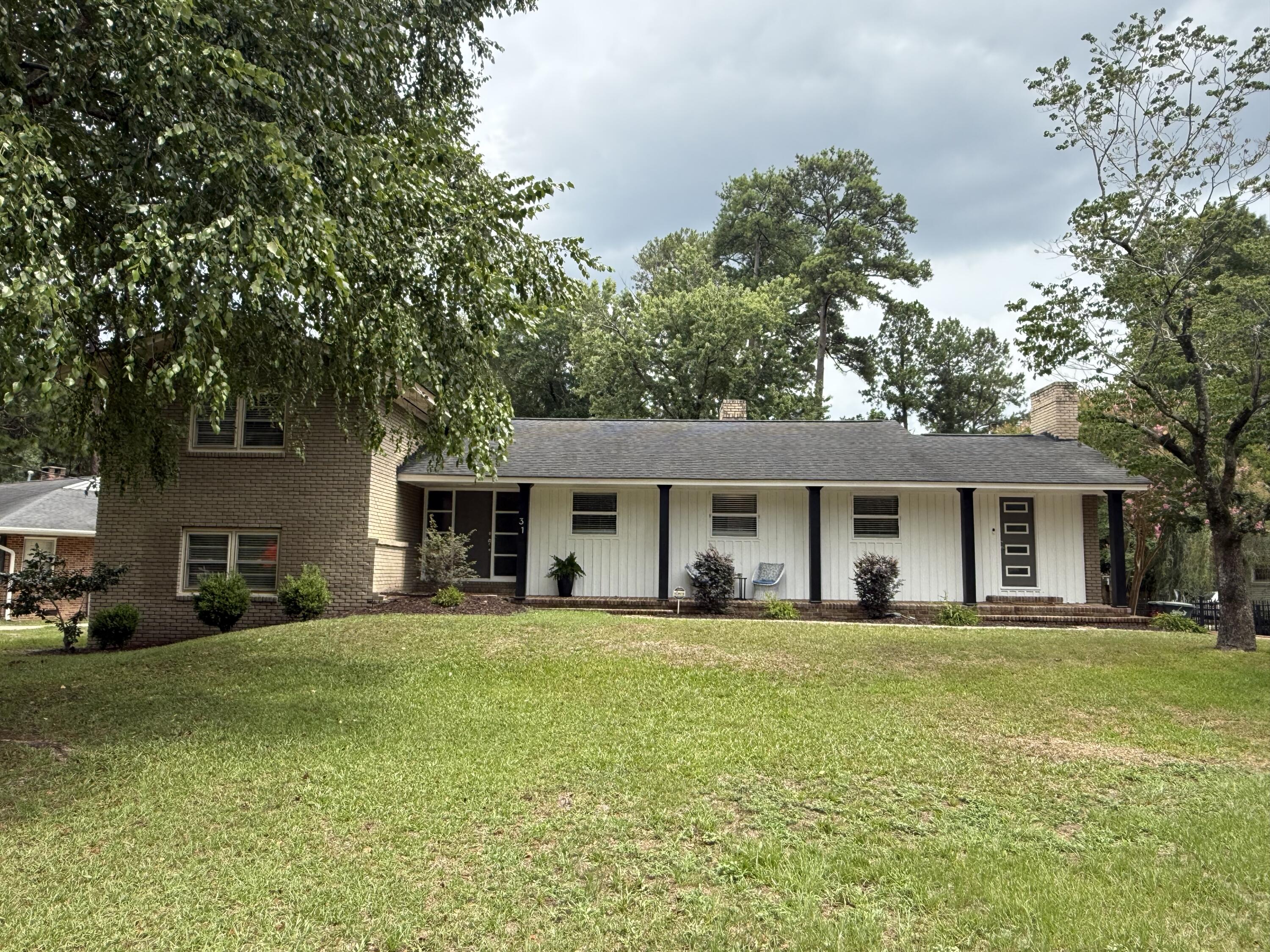 31 Riley Street Sumter, SC 29150 - Photo 3 of 65 IMG_5297