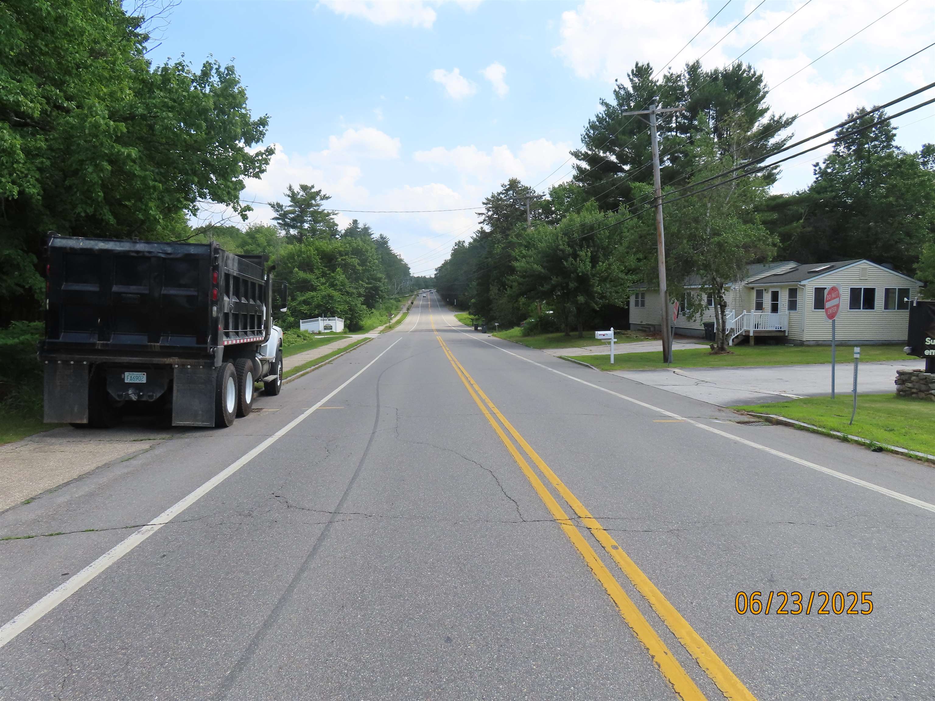 19 Mammoth Road Hooksett, NH 03106 - Photo 4 of 6