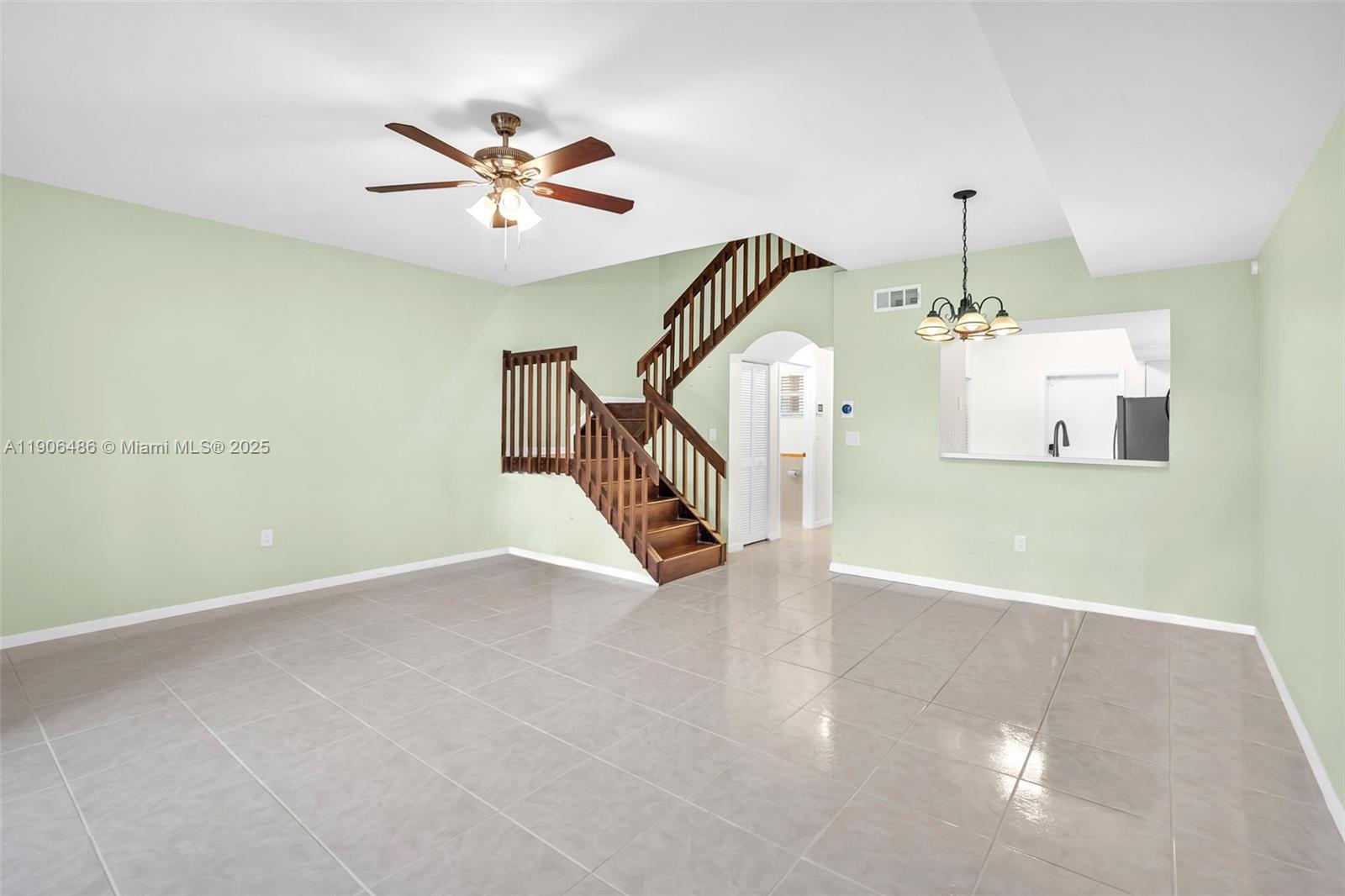 11864 Southwest 97th Terrace Miami, FL 33186 - Photo 17 of 35