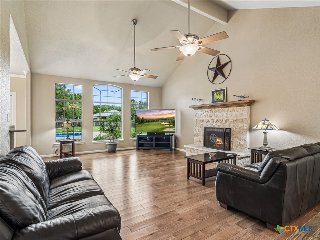 184 Stockman Circle Spring Branch, TX 78070 - Photo 13 of 47