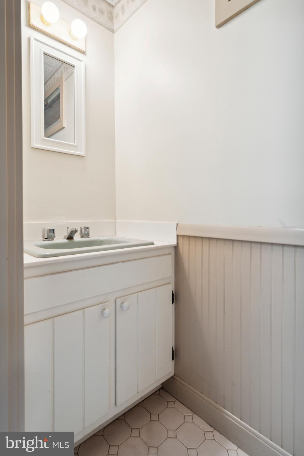 1008 Cowpath Road Hatfield, PA 19440 - Photo 39 of 65 Basement half bathroom