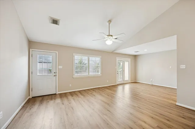 $1,700 | 900 Eagle Lake Road, Sealy, TX 77474