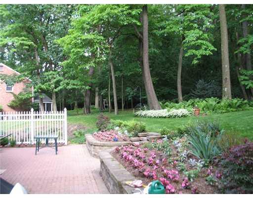 9832 Woodland Road North Pittsburgh, PA 15237 - Photo 4 of 9 Land/Lot.