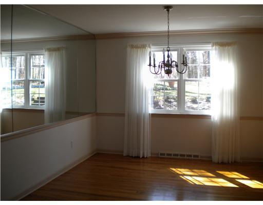 9832 Woodland Road North Pittsburgh, PA 15237 - Photo 7 of 9 Dining Room.