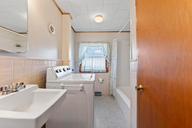 $1,395,000 | 835 Ocean Avenue, Wells, ME 04090