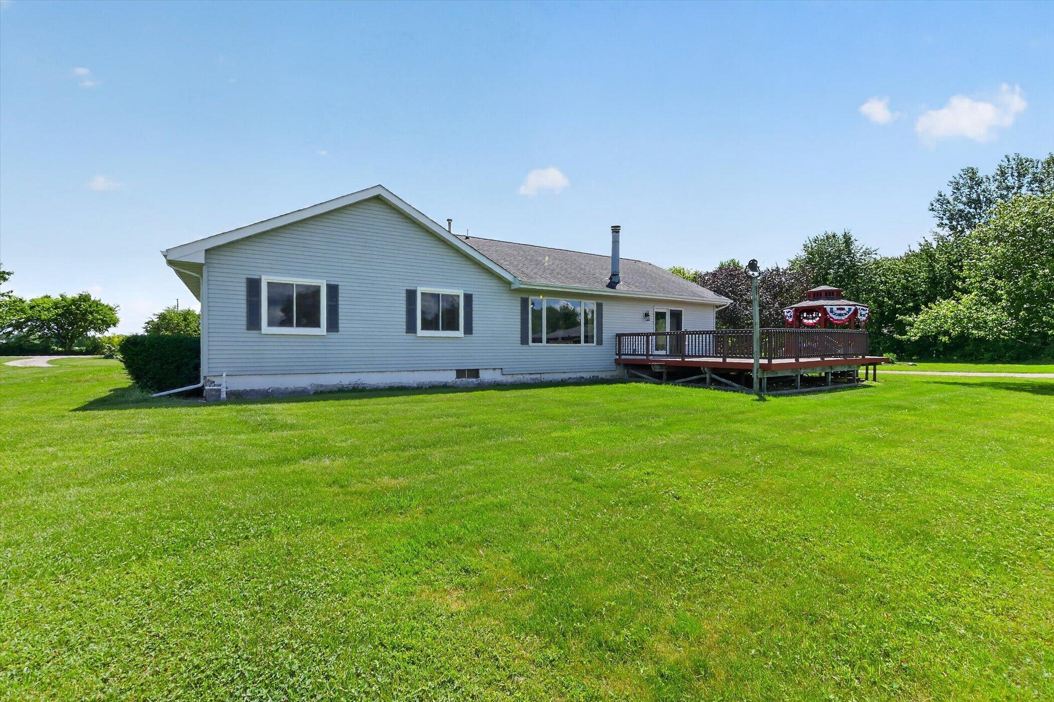 22175 Pratt Road Armada, MI 48005 - Photo 62 of 83 60-22175-Pratt-Rd-WindowStill-Photograph