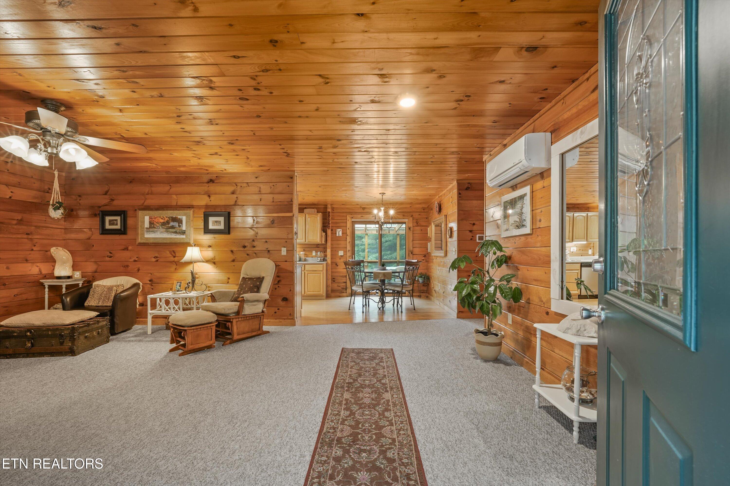 07-7043 Dogwood Rd01
