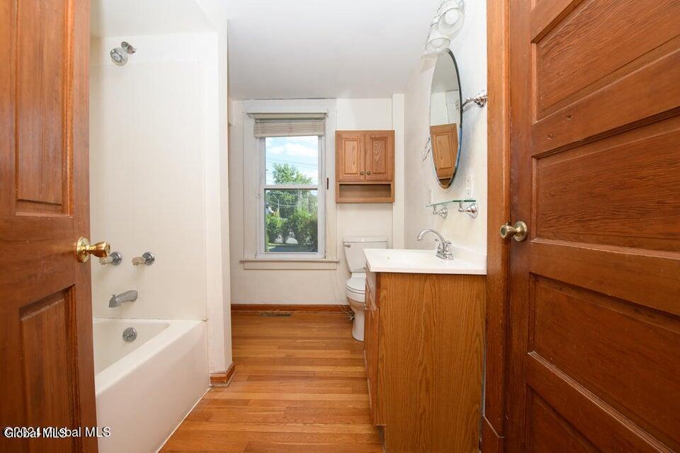 166 Old Loudon Road Colonie, NY 12110 - Photo 8 of 25 20240531130252133703000000-o