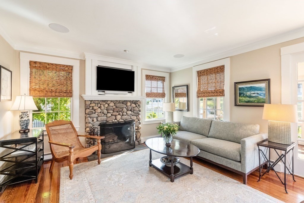 18 Gannett Road Scituate, MA 02066 - Photo 12 of 36 Gallery Image 12