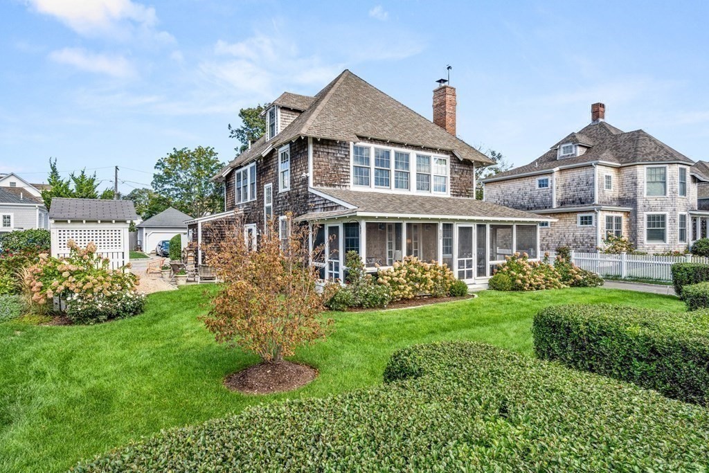18 Gannett Road Scituate, MA 02066 - Photo 4 of 36 Gallery Image 4