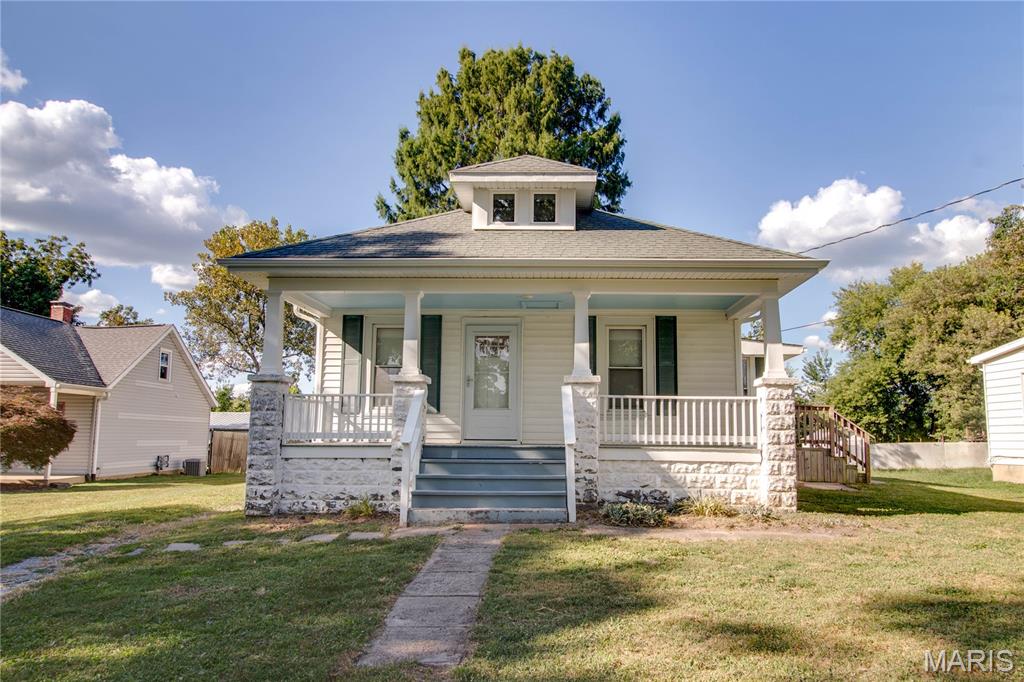 2931 Main Street Alton, IL 62002 - Photo 2 of 32