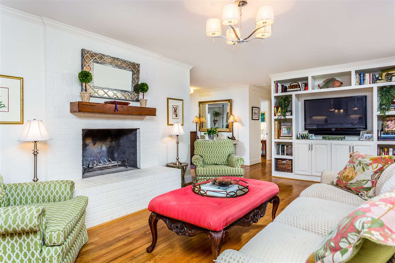 3700 Bellevue Road Raleigh, NC 27609 - Photo 12 of 25 Family Room