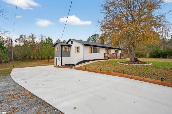 $405,000 | 616 State Rd S-11-117, Gaffney, SC 29340