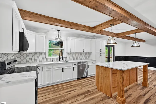 $429,000 | 616 State Rd S-11-117, Gaffney, SC 29340