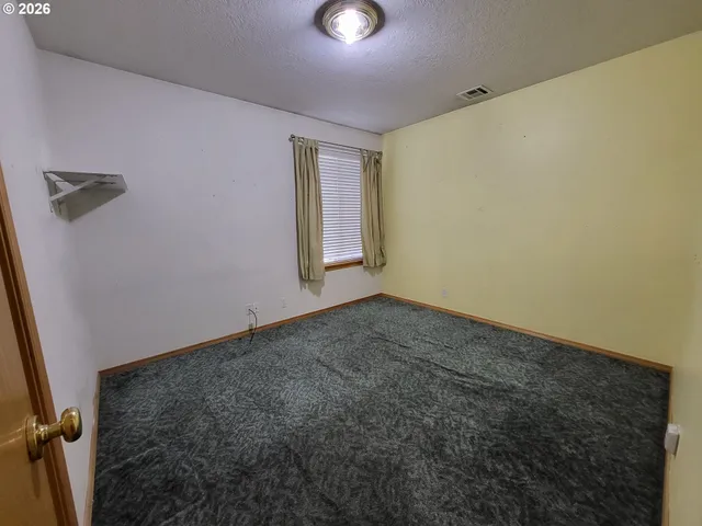 $439,900 | 3884 Shenstone Drive, Eugene, OR 97404