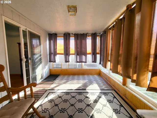 $439,900 | 3884 Shenstone Drive, Eugene, OR 97404