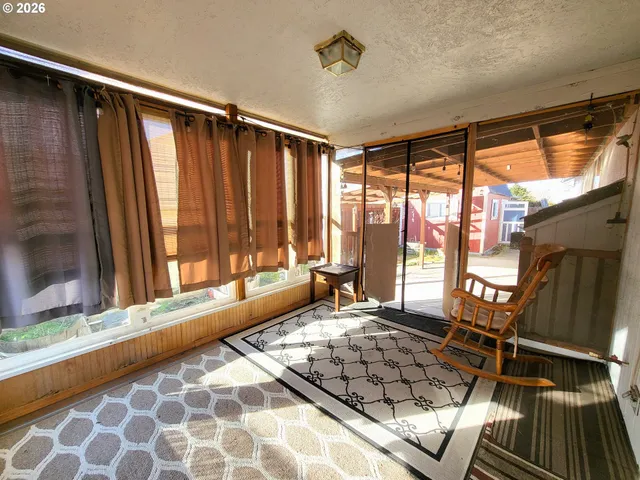 $439,900 | 3884 Shenstone Drive, Eugene, OR 97404