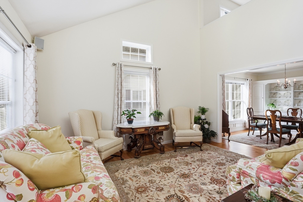 5 Augusta Way, Unit 5 Chelmsford, MA 01863 - Photo 3 of 42